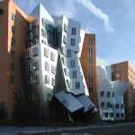 Le M.I.T. attaque Franck Gehry