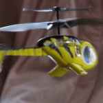 Un helicoptere téléguidé, le must du jouet