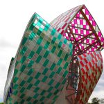 Daniel Buren colorise la Fondation Louis Vuitton